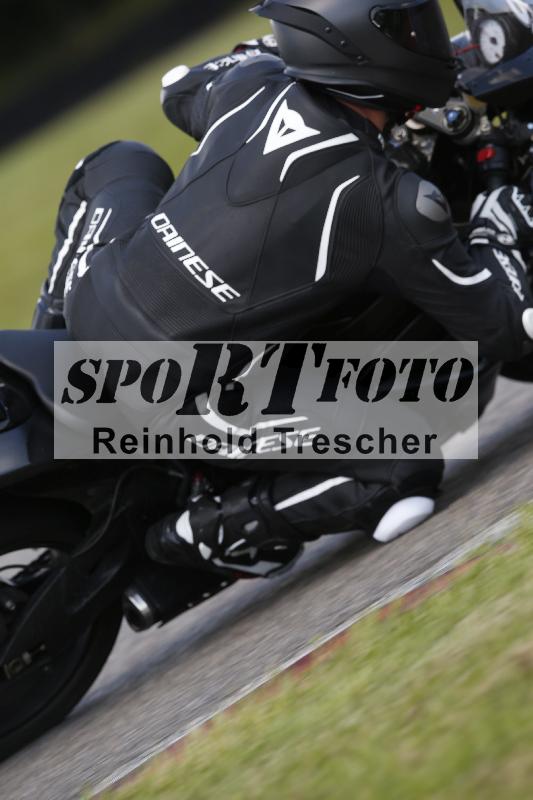 /Archiv-2024/29 12.06.2024 MOTO.CH Track Day ADR/Gruppe blau/94